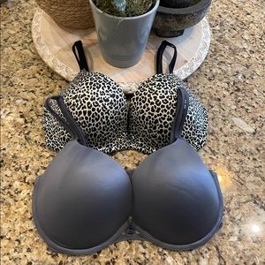 2 Victoria’s Secret Very Sexy 34DDD Bras
